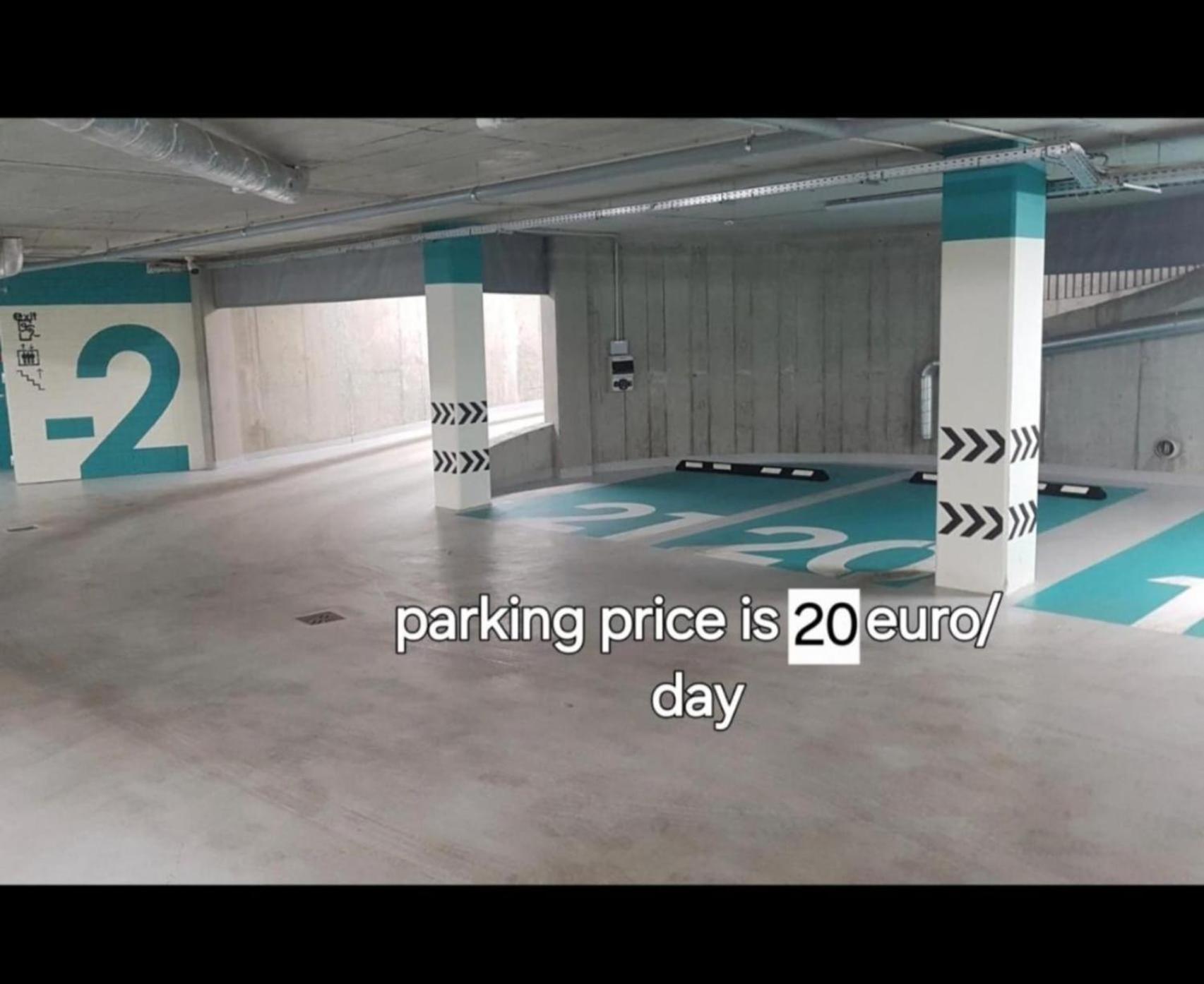 Happy Inn Presidential, Self Check-In, Parking In The Underground Garage 维尔纽斯 外观 照片